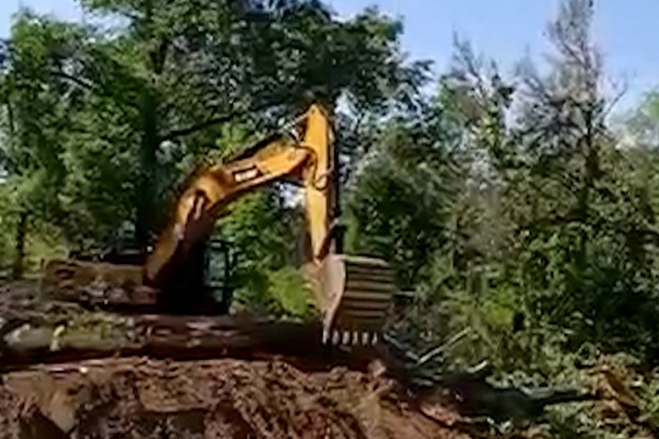 По словам местных жителей, в следующем году под угрозой затопления могут оказаться 14 домов По словам местных жителей, в следующем году под угрозой затопления могут оказаться 14 домов