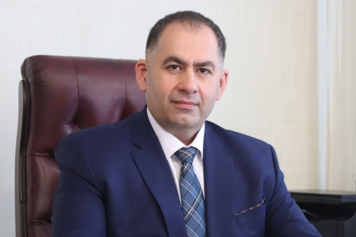 Игорь Костенко вступил в должность главы районной администрации несколько месяцев назад Игорь Костенко вступил в должность главы районной администрации несколько месяцев назад