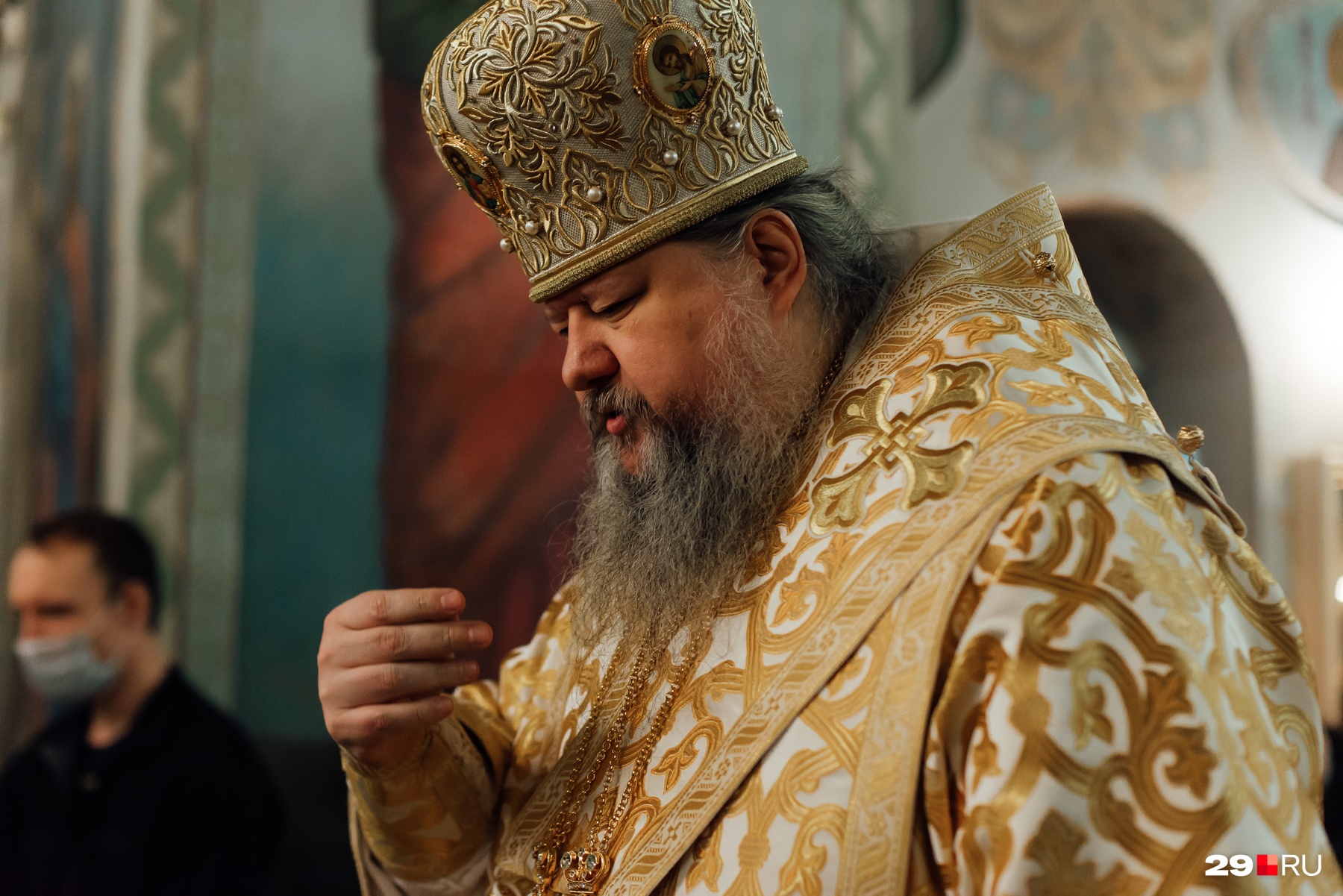 Глава Архангельской епархии митрополит Корнилий в своем праздничном послании процитировал патриарха Кирилла, который говорил, что пандемия — это сигнал от самого Господа