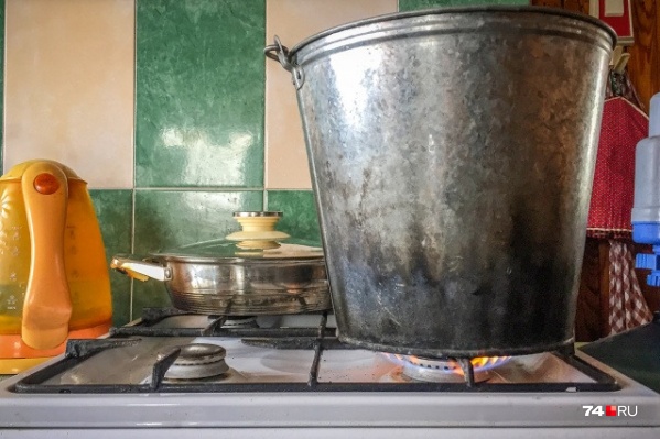 В городе продолжают третий этап гидравлических испытаний В городе продолжают третий этап гидравлических испытаний