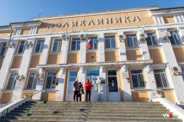Горожане уверяют, что дождаться приема — задача не из легких Горожане уверяют, что дождаться приема — задача не из легких