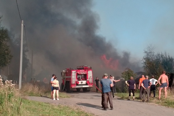 Дым от пожара видно очень далеко Дым от пожара видно очень далеко