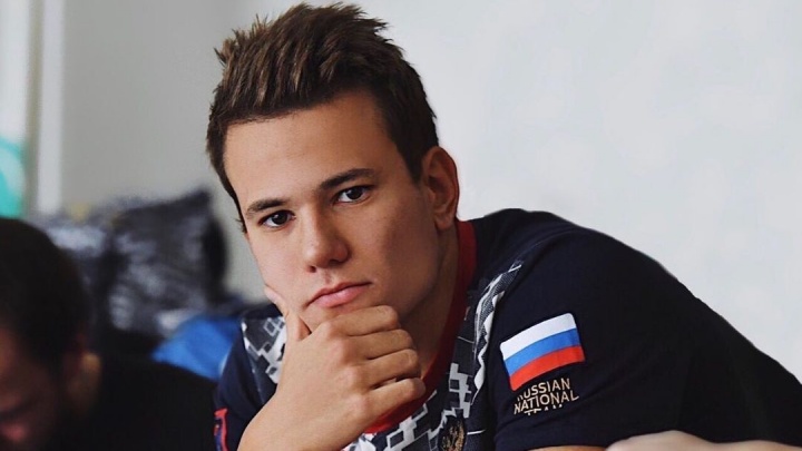 21-летний омич готовится к Олимпиаде и штурмует Европу. Он выиграл три золотых медали!
