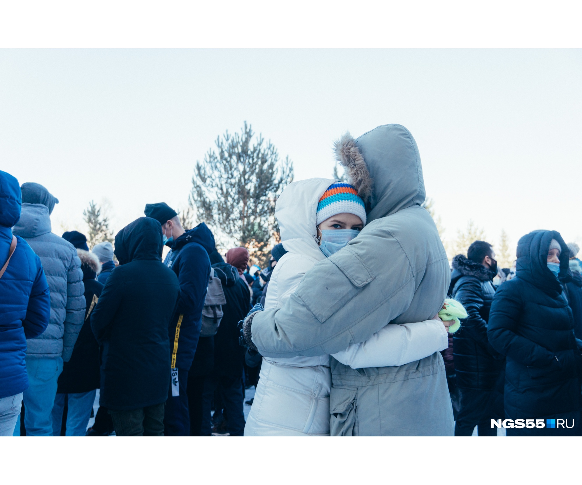 Другие думали — протест протестом, а обнимашки по расписанию Другие думали — протест протестом, а обнимашки по расписанию