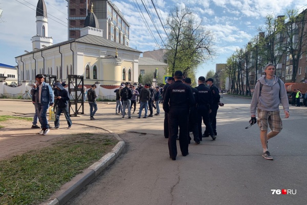 Сейчас движение в центре перекрыто Сейчас движение в центре перекрыто