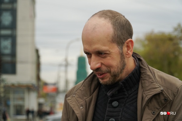 Денис Галицкий хочет в суде доказать, что новый состав комиссии по землепользованию и застройке сформировали с нарушениями Денис Галицкий хочет в суде доказать, что новый состав комиссии по землепользованию и застройке сформировали с нарушениями