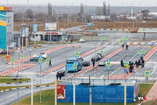 К терминалам можно бесплатно попасть лишь на 15 минут из часа<br> К терминалам можно бесплатно попасть лишь на 15 минут из часа<br>
