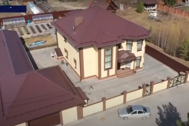 Такой дом при продаже может стоить больше 10 миллионов рублей