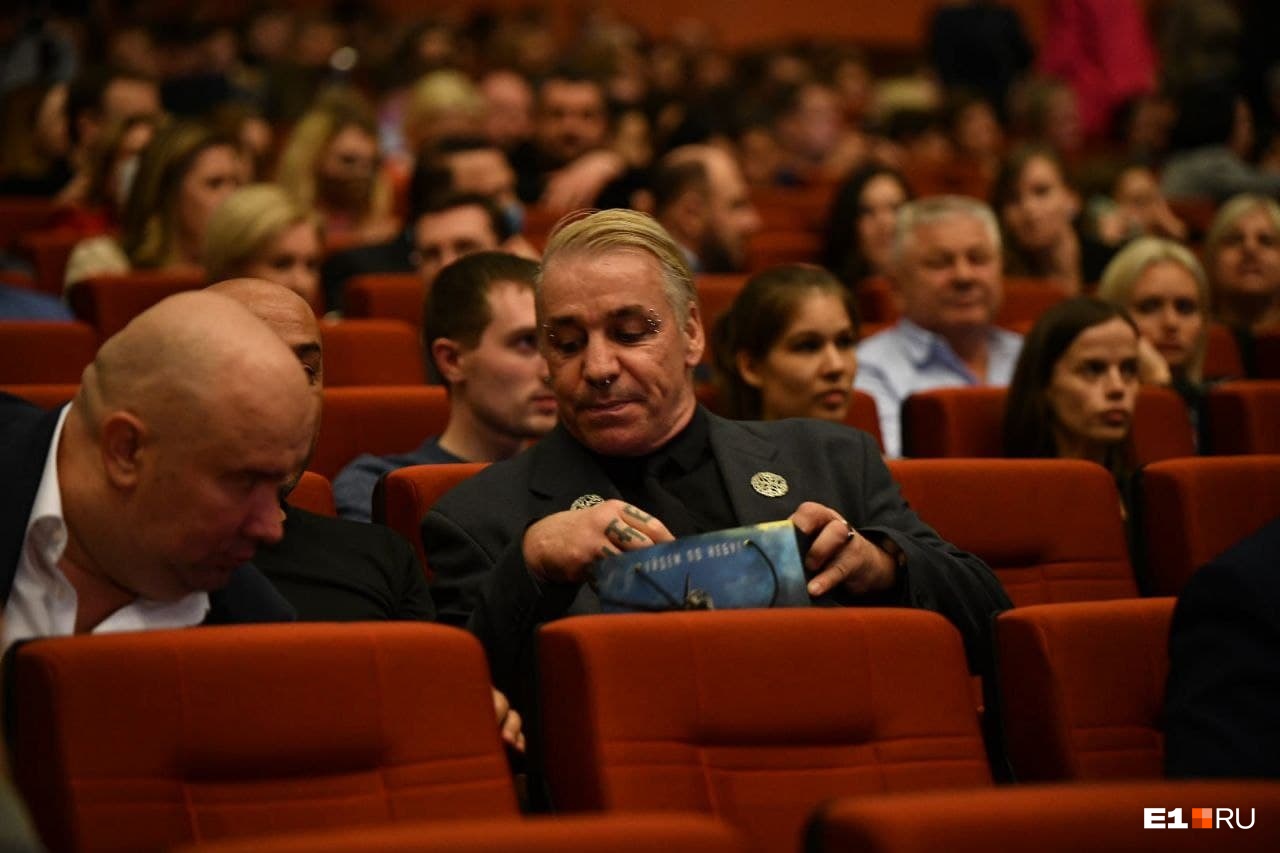 В Екатеринбург на закрытый показ фильма Тимура Бекмамбетова приехал лидер Rammstein Тилль Линдеманн