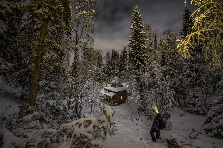 Неподалеку от Архангельска вас могут ждать места не только красивые, но и окутанные тайной и связанные с древностью