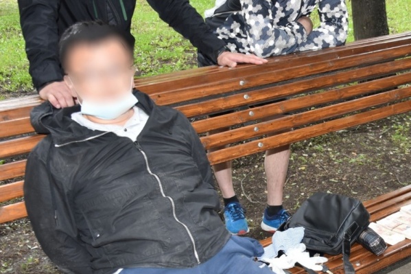 Иностранца поймали с поличным Иностранца поймали с поличным