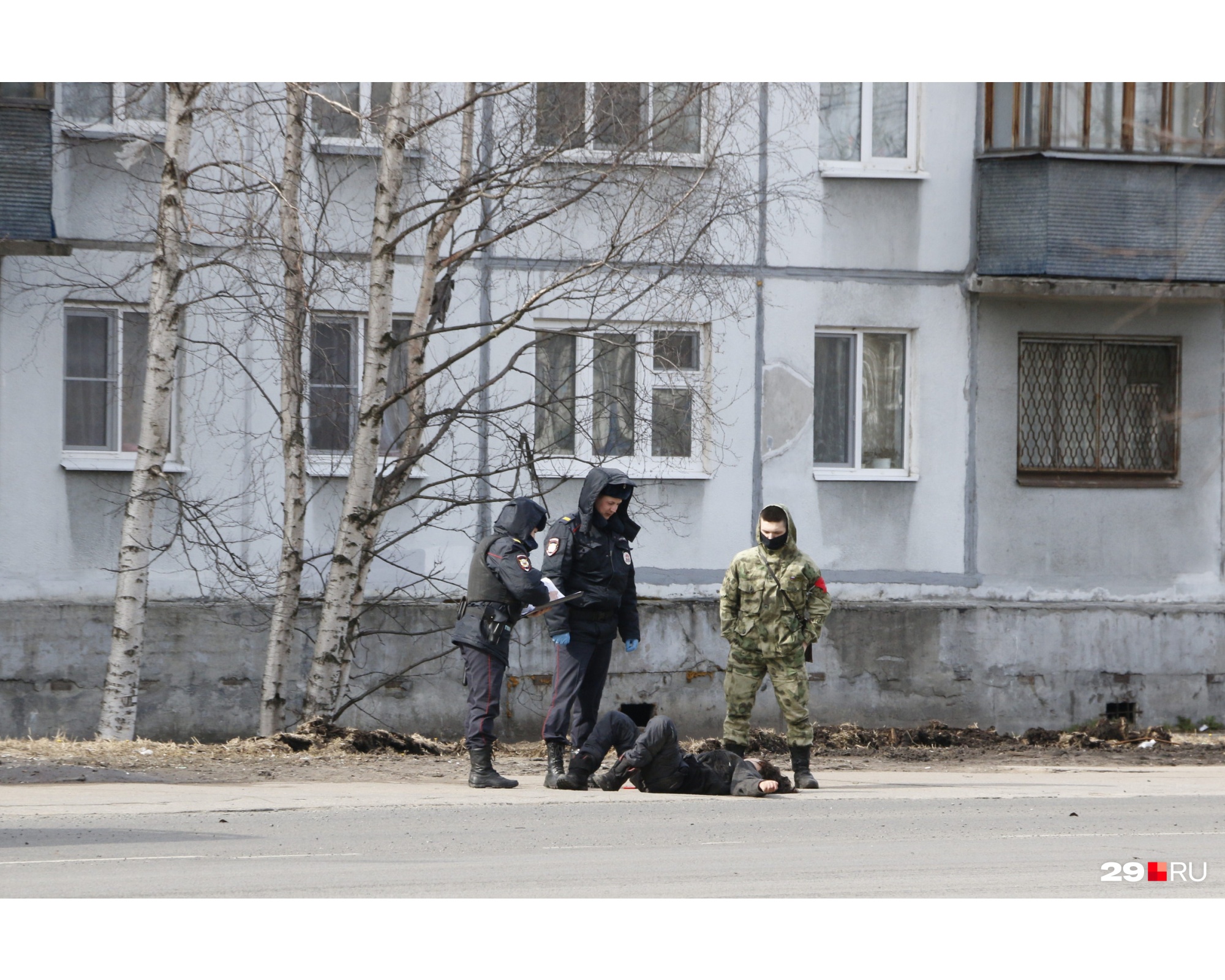 Уговоры, что вы сейчас отлежитесь и спокойно пойдете домой, точно не сработают Уговоры, что вы сейчас отлежитесь и спокойно пойдете домой, точно не сработают