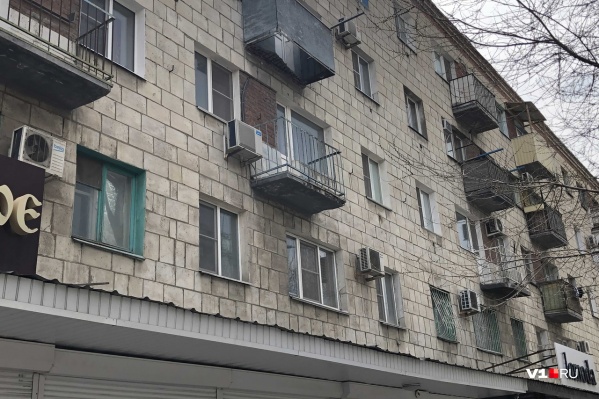 Упавшая пенсионерка была доставлена в больницу Упавшая пенсионерка была доставлена в больницу
