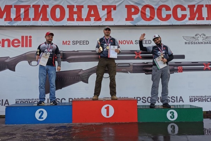 Чтобы добиться высоких результатов, стрелок немало времени посвящает тренировкам Чтобы добиться высоких результатов, стрелок немало времени посвящает тренировкам
