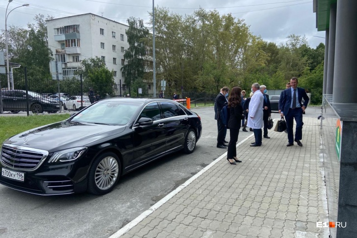 5 июля в новую поликлинику городской больницы <nobr class="_">№ 1</nobr> приехали премьер-министр, глава Минздрава РФ и губернатор 5 июля в новую поликлинику городской больницы <nobr class="_">№ 1</nobr> приехали премьер-министр, глава Минздрава РФ и губернатор