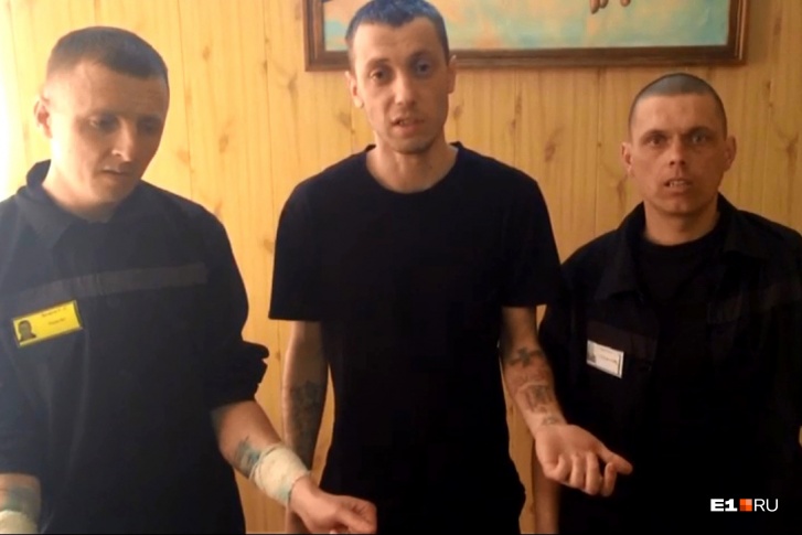 Осужденные записали видеообращение и рассказали, почему им пришлось резать себе вены