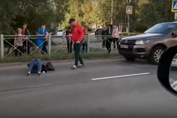 Кто виноват в происшествии, еще предстоит установить сотрудникам ГИБДД Кто виноват в происшествии, еще предстоит установить сотрудникам ГИБДД