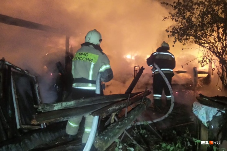 О пожаре в МЧС сообщили не сразу О пожаре в МЧС сообщили не сразу