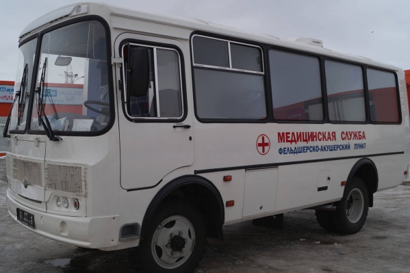 Автобус будет ждать желающих справа от входа в Дом молодежи Автобус будет ждать желающих справа от входа в Дом молодежи