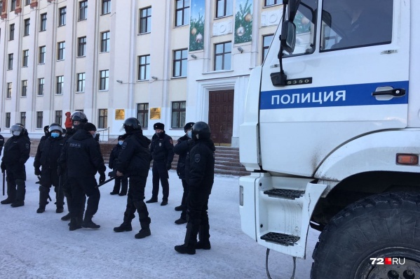 Задержания пока официально никак не комментируют Задержания пока официально никак не комментируют