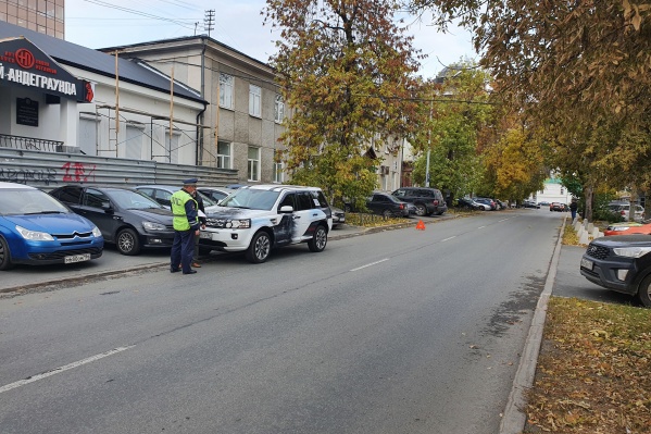 Водитель утверждает, что пытался затормозить, но избежать аварии не удалось Водитель утверждает, что пытался затормозить, но избежать аварии не удалось