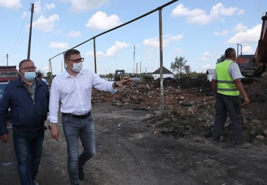 Алексей Текслер назвал срок строительства домов для погорельцев на юге Челябинской области
