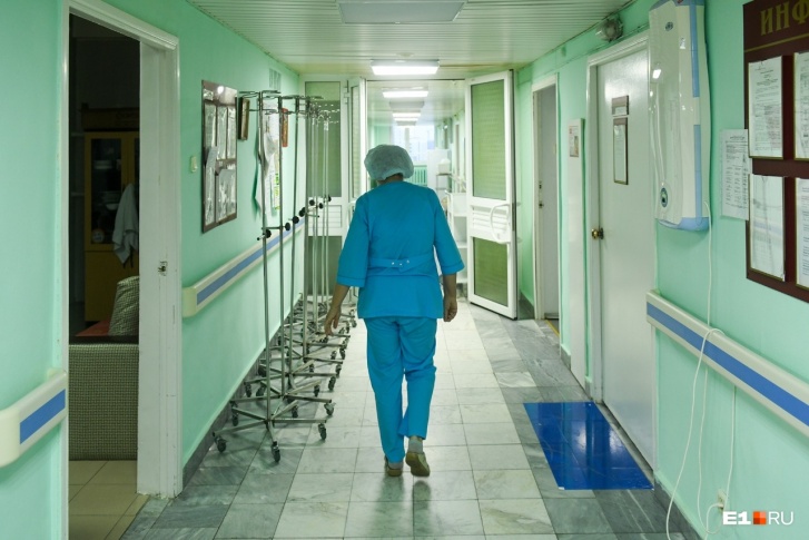 В каждой клинике пациент подписывает информированное добровольное согласие на медицинское вмешательство В каждой клинике пациент подписывает информированное добровольное согласие на медицинское вмешательство