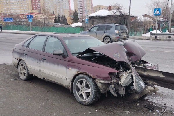 В тюмени горела машина