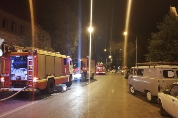 Огонь удалось потушить за полчаса Огонь удалось потушить за полчаса