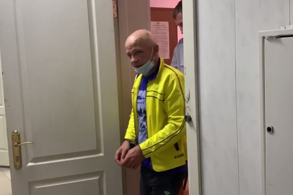На первом допросе мужчина рассказал, что пошел на преступление из-за материальных трудностей На первом допросе мужчина рассказал, что пошел на преступление из-за материальных трудностей