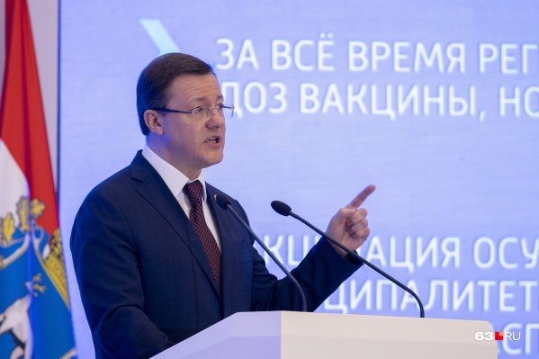 Послание губернатора длилось около двух часов Послание губернатора длилось около двух часов