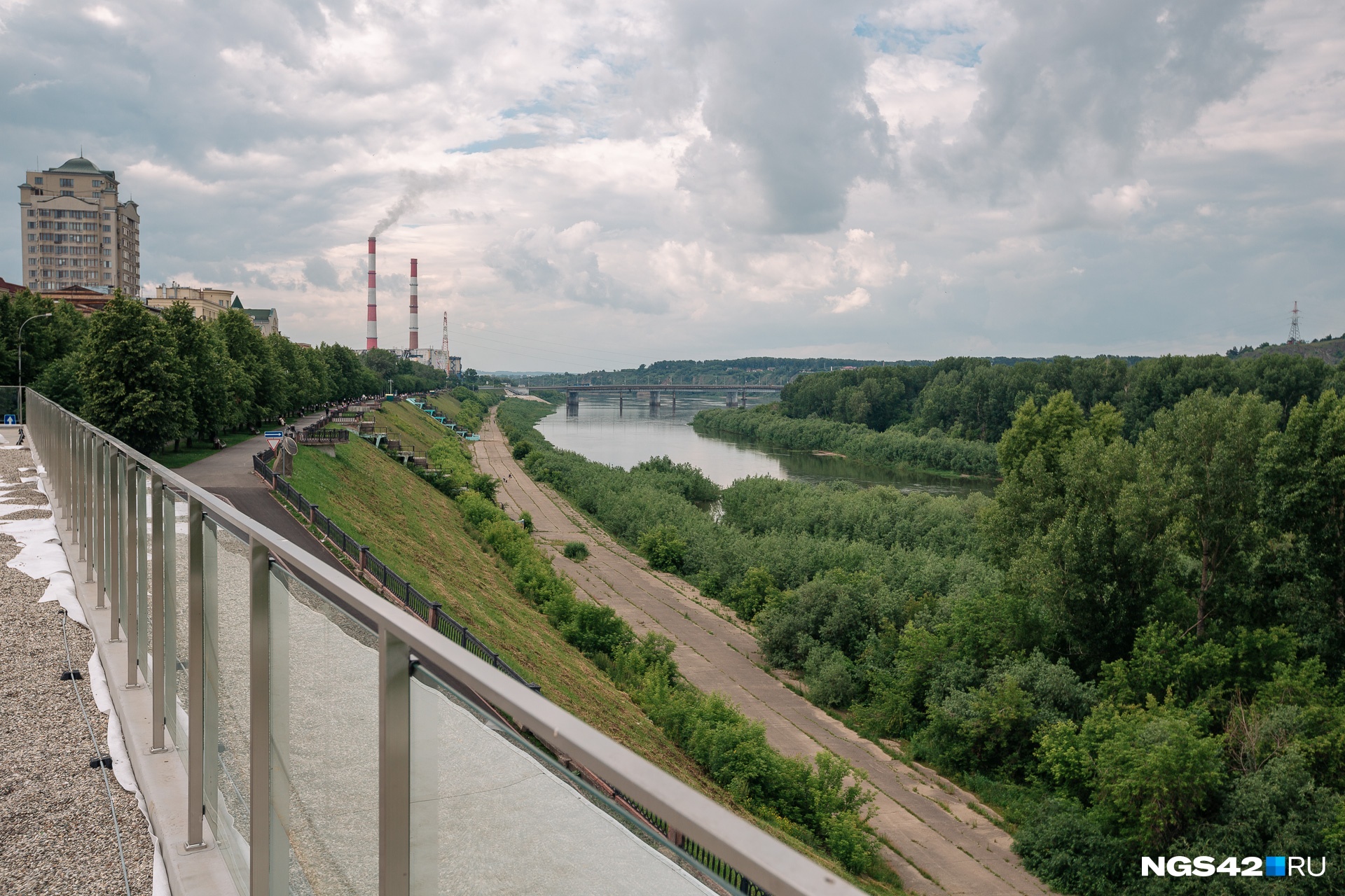 В 2021 году Кемерово <a href="https://ngs42.ru/text/ecology/2021/03/24/69827840/" class="_" target="_blank">включили в федеральную программу «Чистый воздух»</a> В 2021 году Кемерово <a href="https://ngs42.ru/text/ecology/2021/03/24/69827840/" class="_" target="_blank">включили в федеральную программу «Чистый воздух»</a>