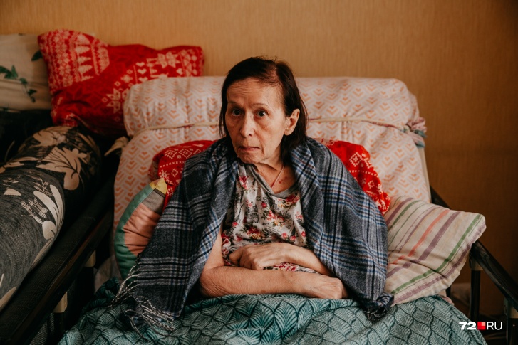 Людмиле Знаменщиковой 66 лет, и последние два года она болеет БАС Людмиле Знаменщиковой 66 лет, и последние два года она болеет БАС