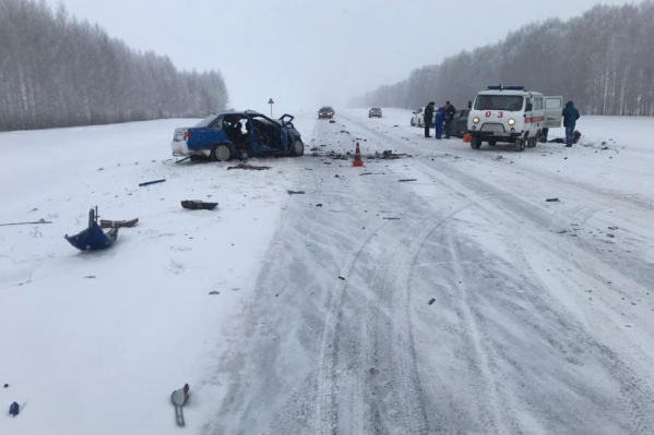Авария произошла в условиях плохой видимости из-за снегопада Авария произошла в условиях плохой видимости из-за снегопада