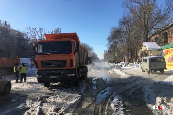 Зубчаниновское шоссе закрыли до 20:00 26 февраля Зубчаниновское шоссе закрыли до 20:00 26 февраля