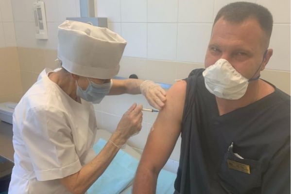 Егор Полин писал о том, что привился в конце июня Егор Полин писал о том, что привился в конце июня