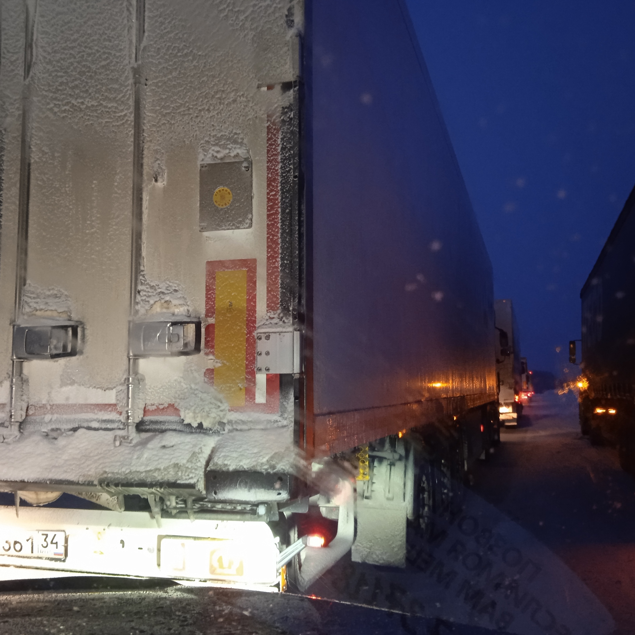 Вот так выглядит пробка на М-5 Вот так выглядит пробка на М-5