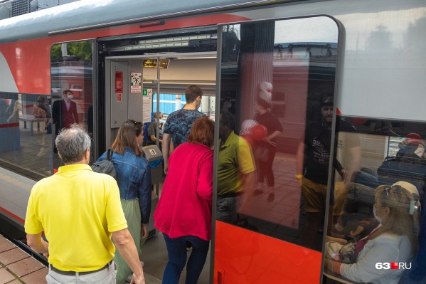 До конца лета поезд курсирует в тестовом режиме До конца лета поезд курсирует в тестовом режиме