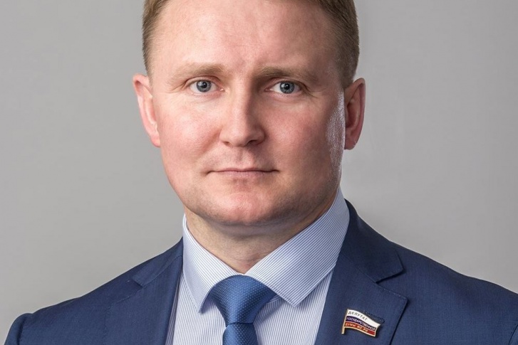 Александр Шерин — депутат Госдумы от партии ЛДПР с 2016 года Александр Шерин — депутат Госдумы от партии ЛДПР с 2016 года