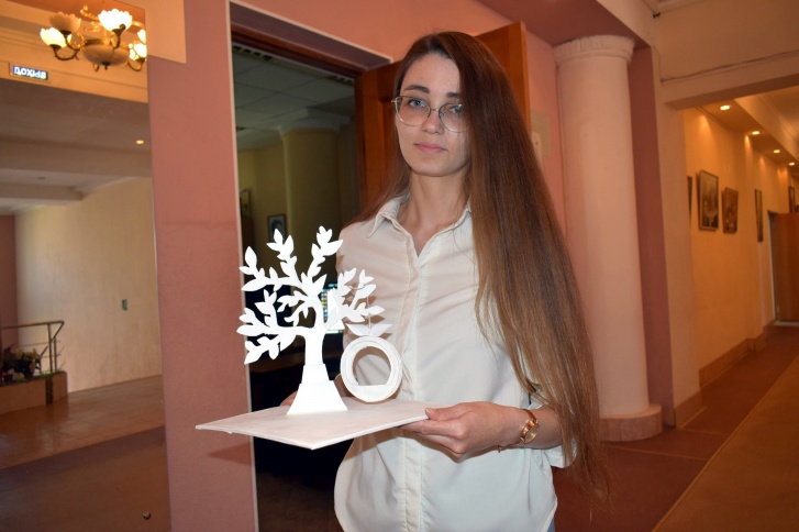 Автор идеи рассказала, что вдохновлялась историей про яблоко Ньютона