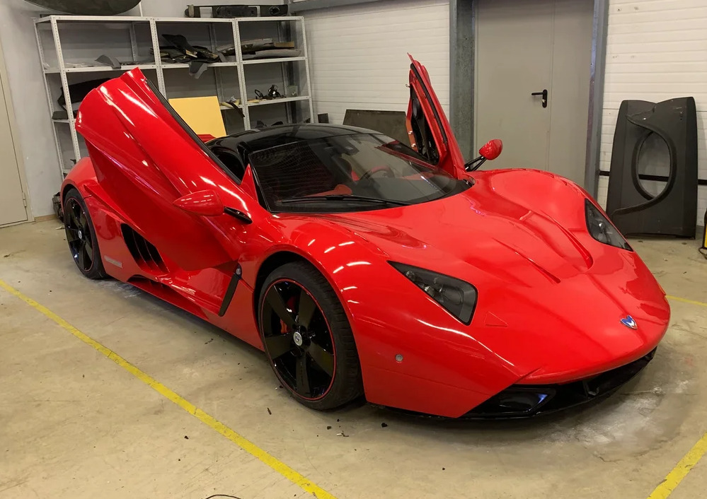 Отреставрированная отечественная <nobr class="_">Marussia B1</nobr> Отреставрированная отечественная <nobr class="_">Marussia B1</nobr>