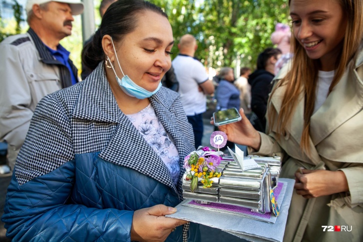 Разъясняем, как порадовать педагога в День учителя Разъясняем, как порадовать педагога в День учителя
