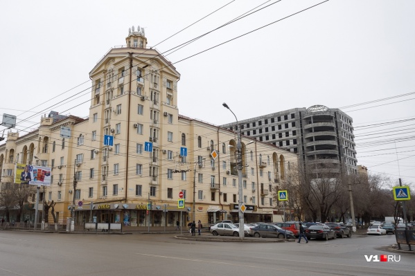 ДТП произошло днем в Ворошиловском районе Волгограда ДТП произошло днем в Ворошиловском районе Волгограда