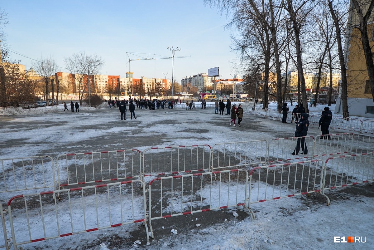 В Екатеринбурге родителей просят контролировать местонахождение детей 23 января