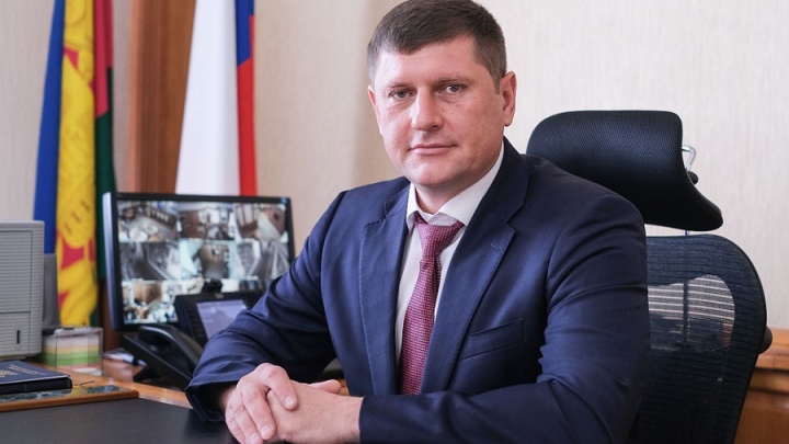 Против мэра Краснодара возбудили уголовное дело за взятку в виде оружия