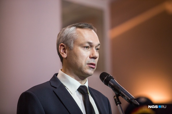 Андрей Травников заявил, что у него «неоднозначное» мнение об обязательной вакцинации Андрей Травников заявил, что у него «неоднозначное» мнение об обязательной вакцинации