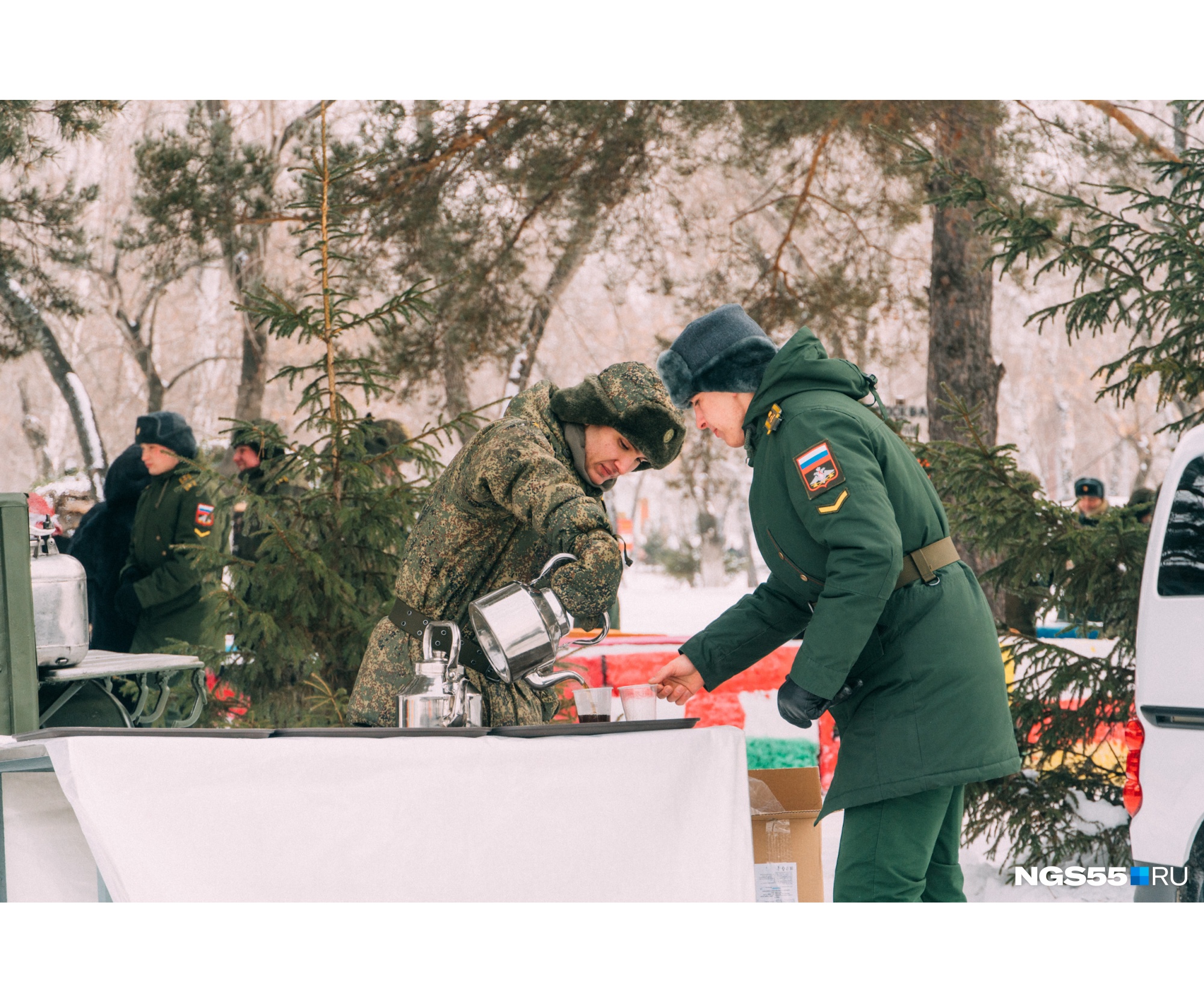 Для того чтобы согреться, чаю потребовалось много Для того чтобы согреться, чаю потребовалось много