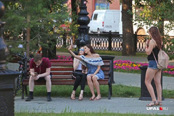 Палящую жару лучше переждать в тенечке Палящую жару лучше переждать в тенечке