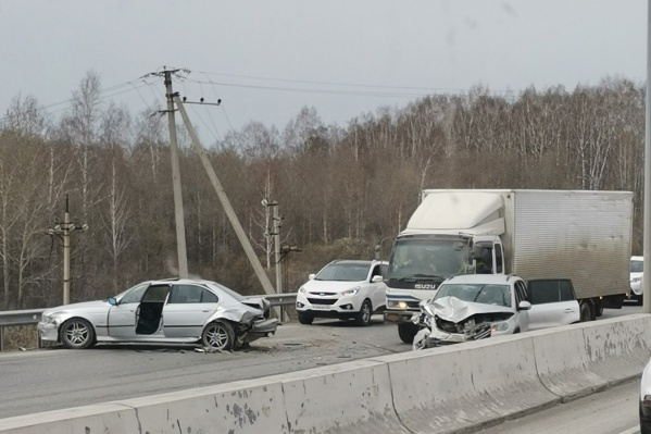 Водители получили травмы, но оба живы Водители получили травмы, но оба живы