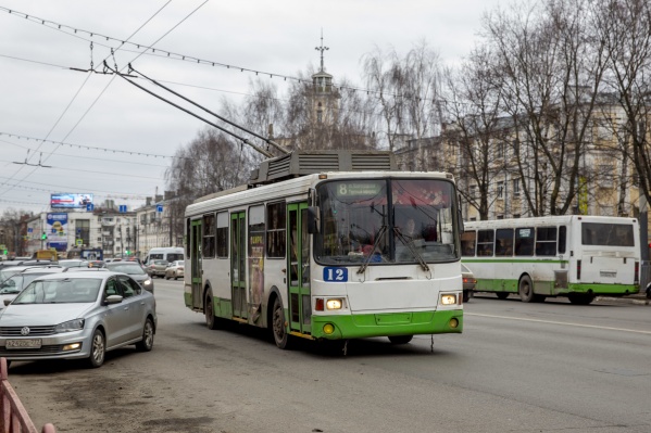 «ПАТП-1» получит возможность осуществлять перевозки по <nobr class="_">27 автобусным</nobr> маршрутам «ПАТП-1» получит возможность осуществлять перевозки по <nobr class="_">27 автобусным</nobr> маршрутам